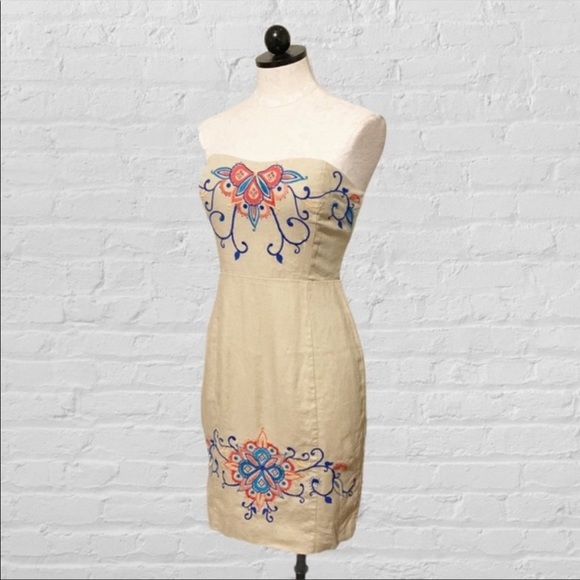 Banana Republic Linen Embroidered Strapless Dress  Size 2 - Picture 3 of 10